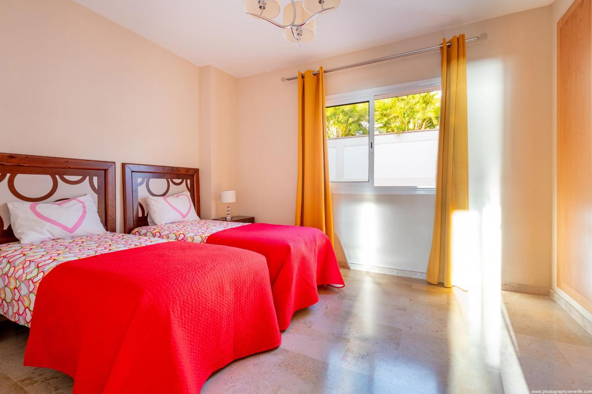 Residencial Playa De La Arena Apartment Пуерто де Сантяго Екстериор снимка